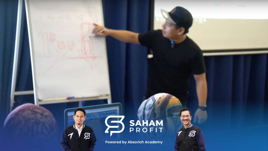 Gambar Saham Profit Mentorship Coach Zahid mengajar di depan